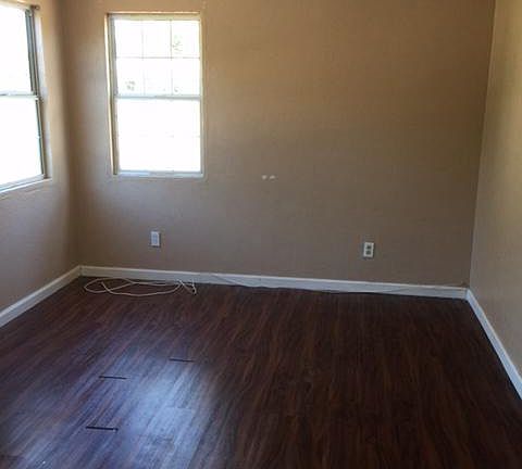5th image of 1325 Buena Vista Ave