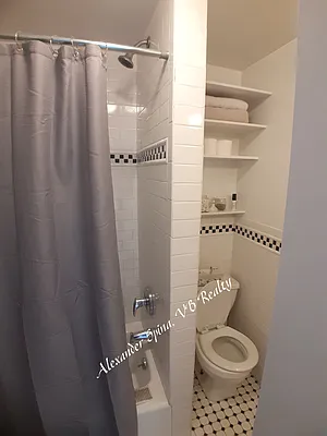 Rented by Vanderborgh Realty  | media 14