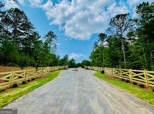 701 Lookout Valley Trl, Talking Rock, GA 30175