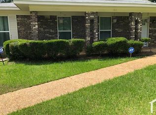 1911 Granato Dr W, Semmes, AL 36575