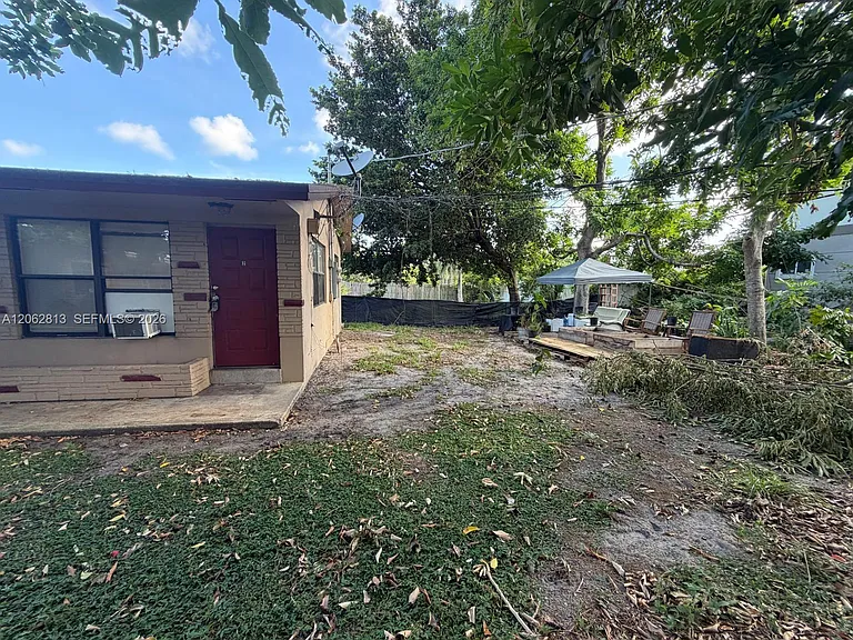 812 NW 4th Ave #2 — Photo 3