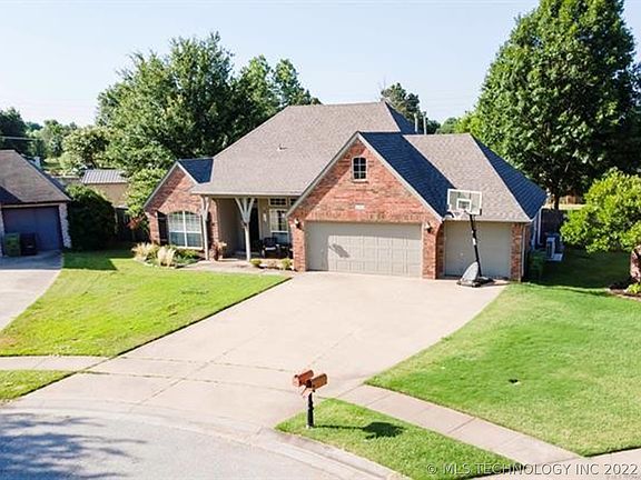 4th image of 4084 S 212th East Ave
