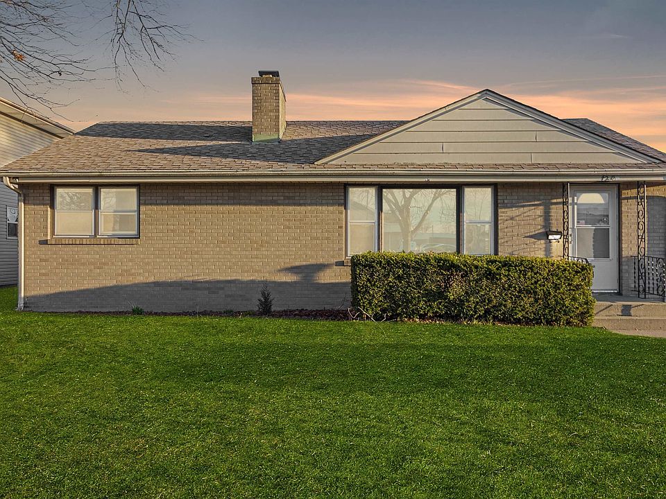 1st image of 420 Hosmer St