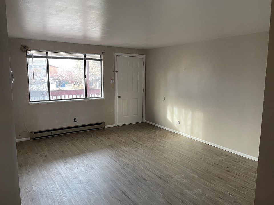 1st image of 764 Humboldt Ave #6