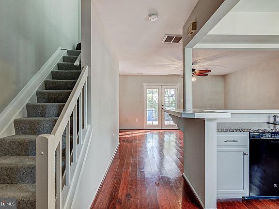 4th image of 18711 Pikeview Dr