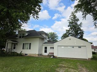 405 1st Ave, Sumner, IA 50631