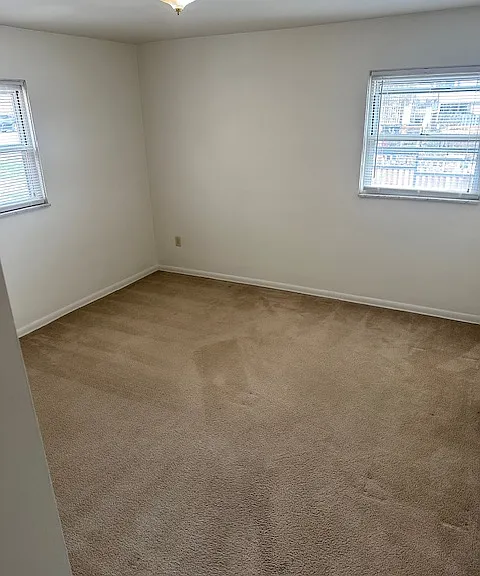 409 Cochran Rd — Photo 12