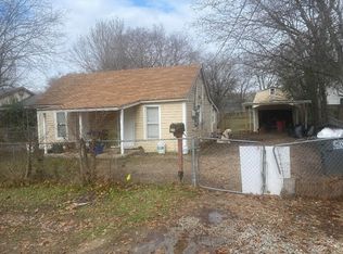 235 W Hammond St, Lancaster, TX 75146