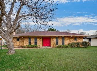 1703 Briardale Ct, Arlington, TX 76013