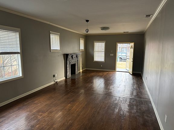 3rd image of 1468 Snowden Ave