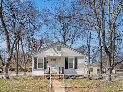 25 Jonell Ct, Saint Louis, MO, 63114