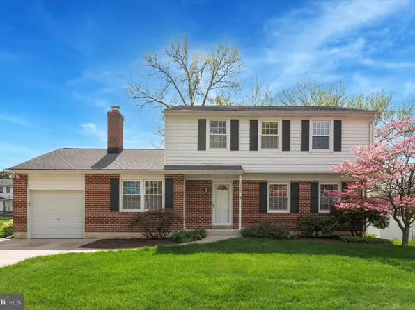 2412 Dacia Dr, Wilmington, DE 19810