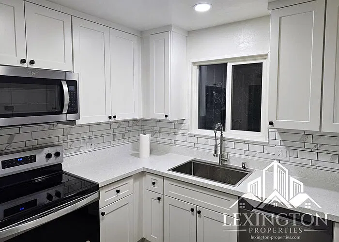 3 bed, 2.0 bath, 1330 sqft, $2,500 — Photo 3