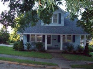 239 W 3rd St, Hermann, MO 65041