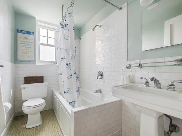 200 Cabrini Boulevard image 13 of 18