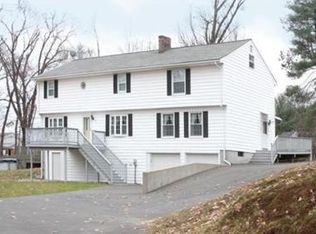 140 Ridgeway Dr, Feeding Hills, MA 01030