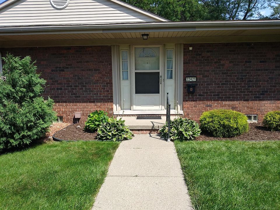 1st image of 22421 Kinyon St #33