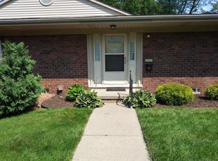 22421 Kinyon St #33, Taylor, MI