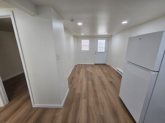 3rd image of 415 1/2 Faulkner Ave #B