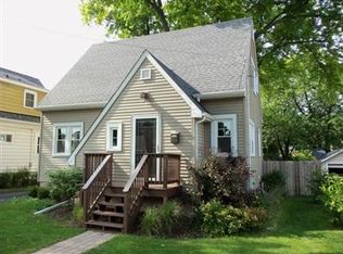 115 E Todd Ave, Woodstock, IL 60098