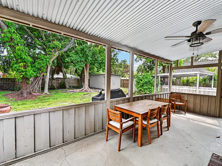 1010 Virginia Dr — Photo 39