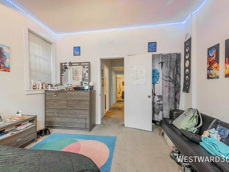 531 W Roscoe St #2R — Photo 17