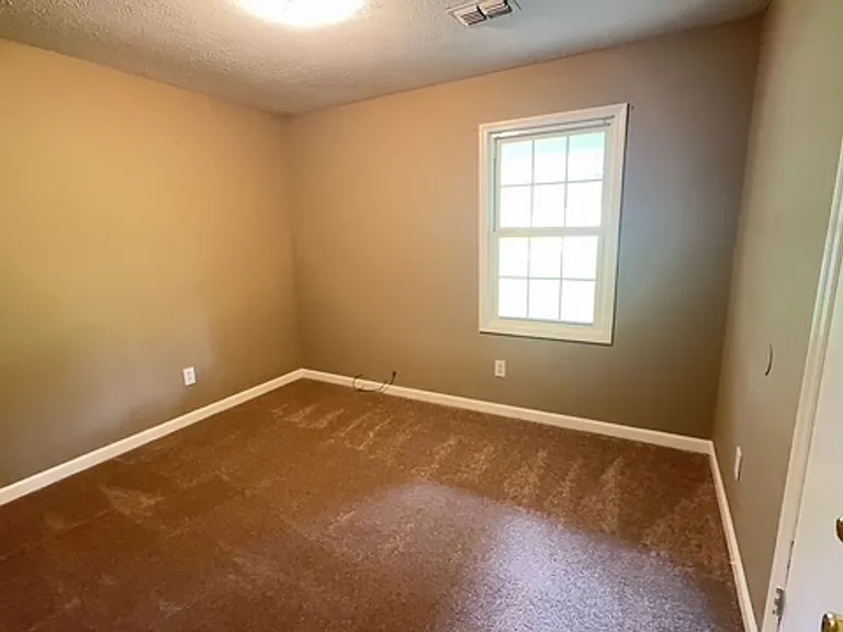 738 Waldroup Rd — Photo 11