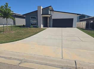 9619 Annabelle St, Wichita, KS 67207