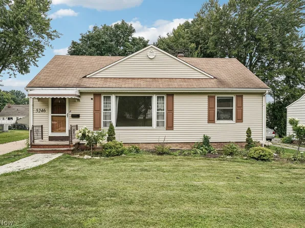 5246 Melody Ln, Willoughby, OH 44094