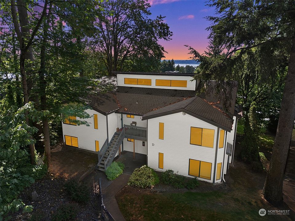 1st image of 11703 NE 80th St #D1