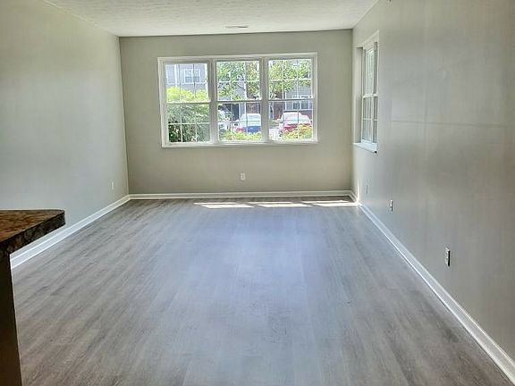 5th image of 1800 Bordeaux Blvd #1