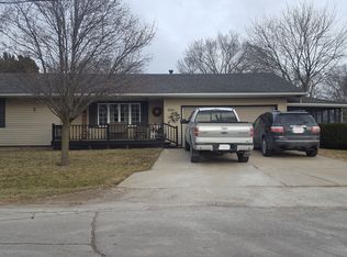1001 S Union St, Paxton, IL 60957