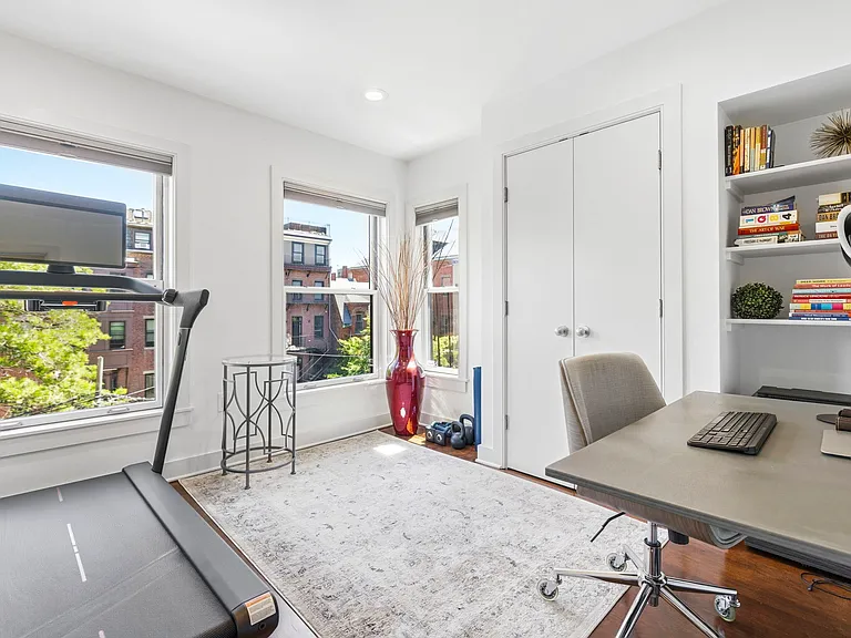 141 W Concord St #3 — Photo 8