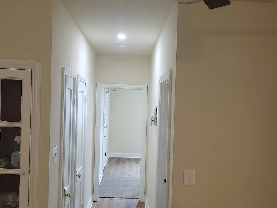 Hallway to the Living room from the dining room