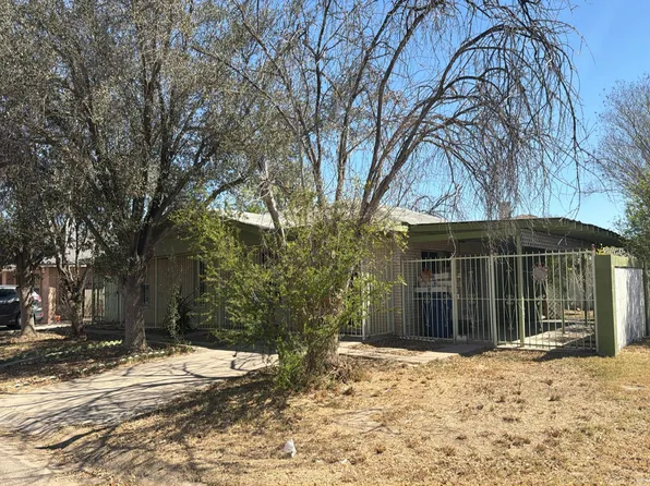 101 Toledo Dr, Laredo, TX 78043