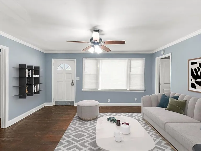 360 Betsy Ave SW — Photo 8
