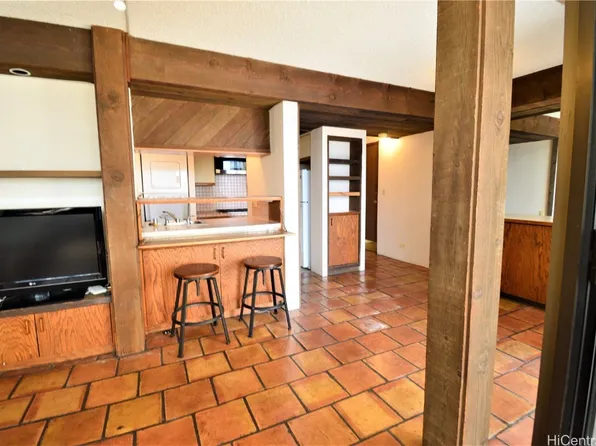 1571 Piikoi St APT 1705, Honolulu, HI 96822
