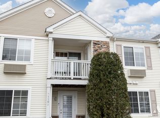 1117 Silverstone Dr #1117, Carpentersville, IL