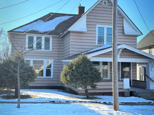 413 14th Ave W, Ashland, WI 54806