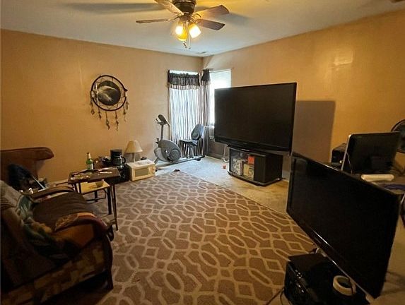 4th image of 1444 Village Field Dr