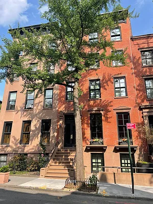 Rented by Pear NYC LLC | media 61