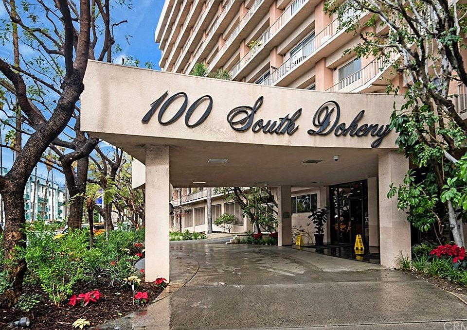 2nd image of 100 S Doheny Dr APT 224