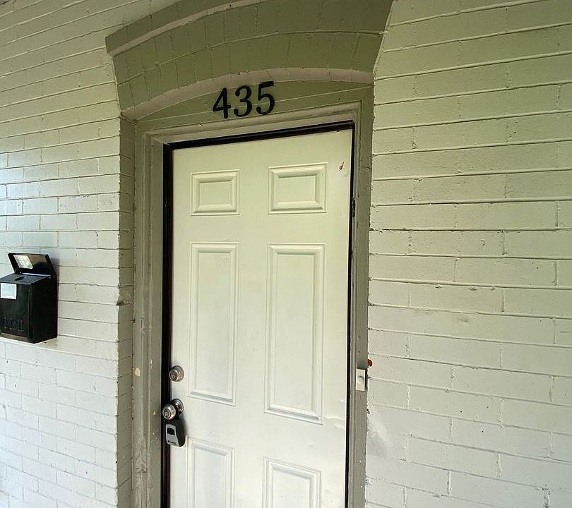 1st image of 435 E Debs Pl #1