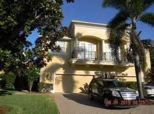 169 Banyan Bay Dr, Saint Petersburg, FL 33705