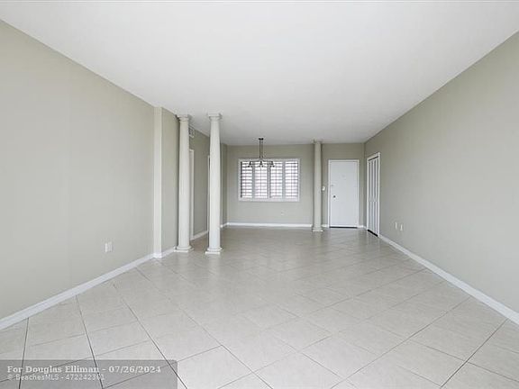 5th image of 9101 E Bay Harbor Dr APT 404