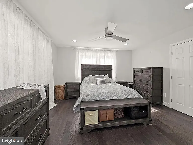 2605 Arcola Ave — Photo 13