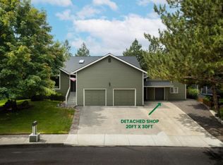 1045 NE Francis Ct, Bend, OR 97701