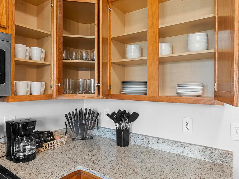 309 Raleigh Dr — Photo 34