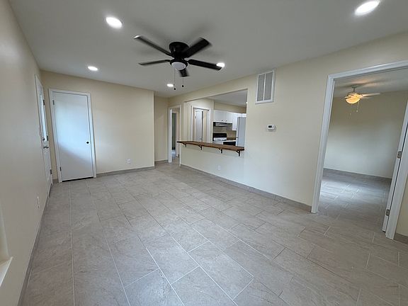 4th image of 3503 Bluegrass Rd SW