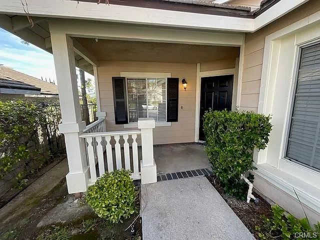 3 bed, 1589 sqft, $3,850 — Photo 2